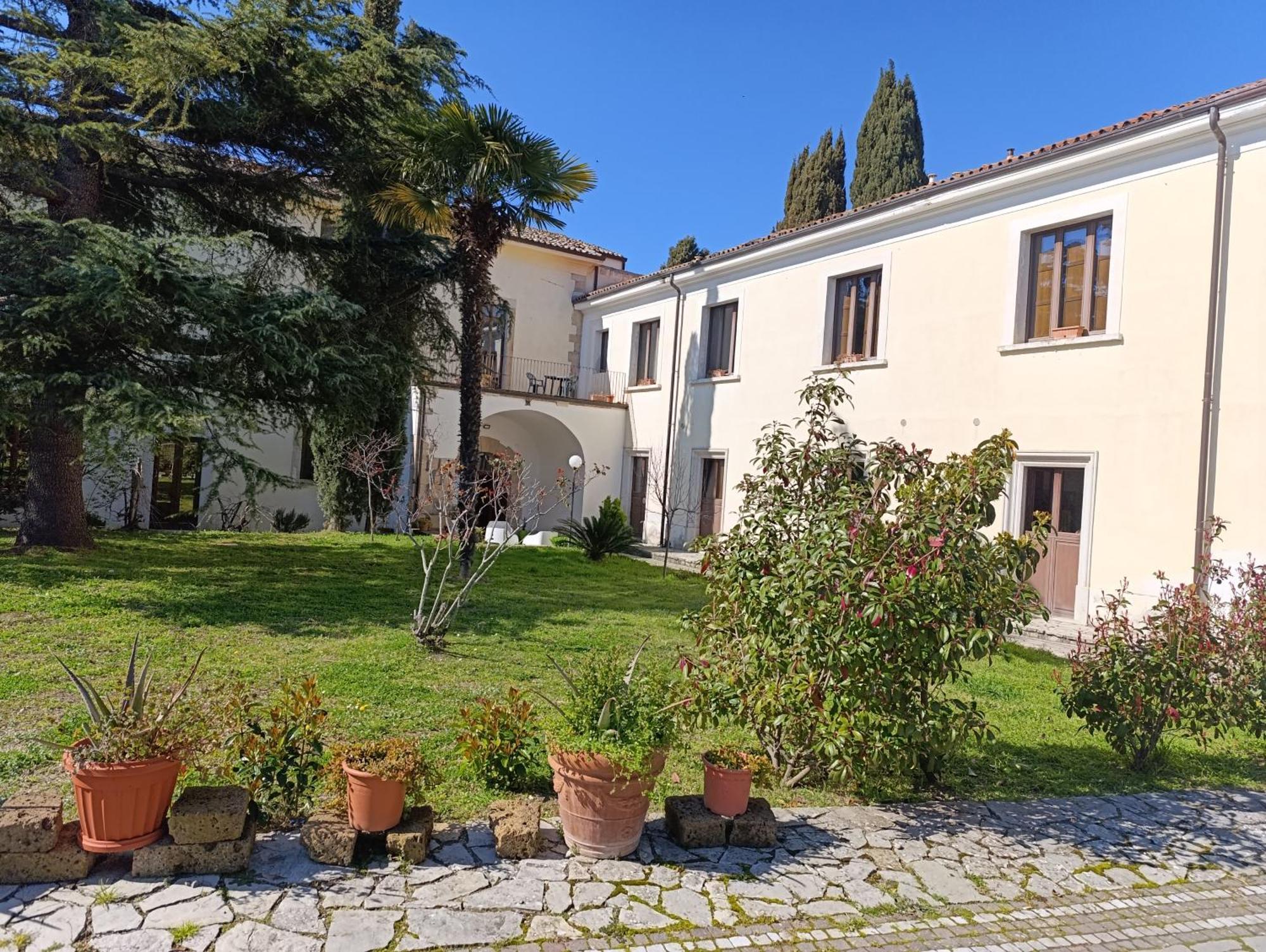 Hostel Il Tetto Melfi Buitenkant foto